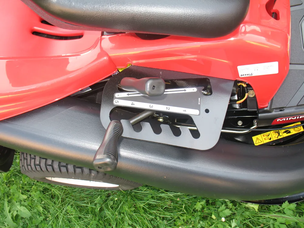 MTD SMART MINIRIDER 60 RDE