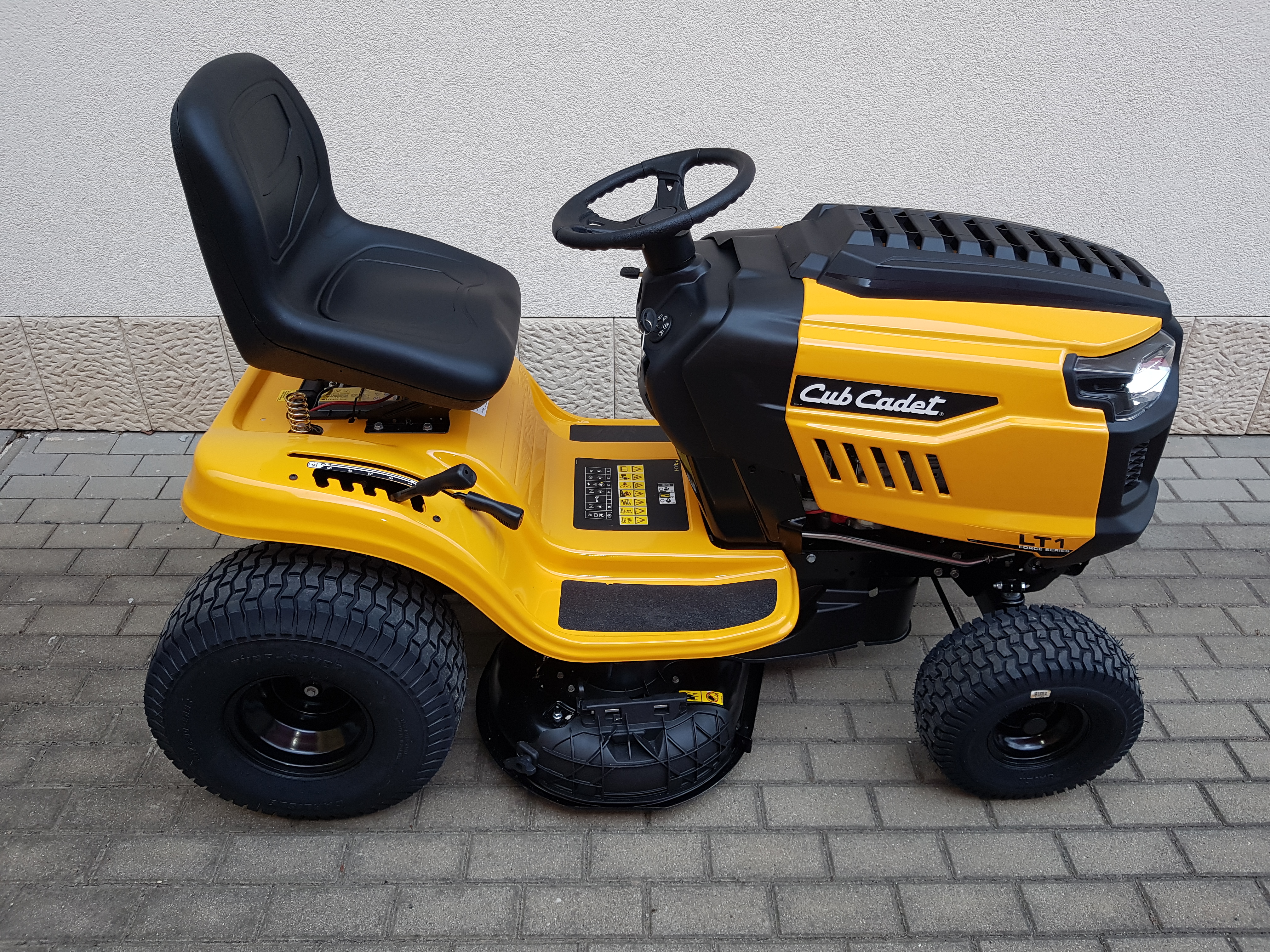 Cub Cadet LT1 NS92