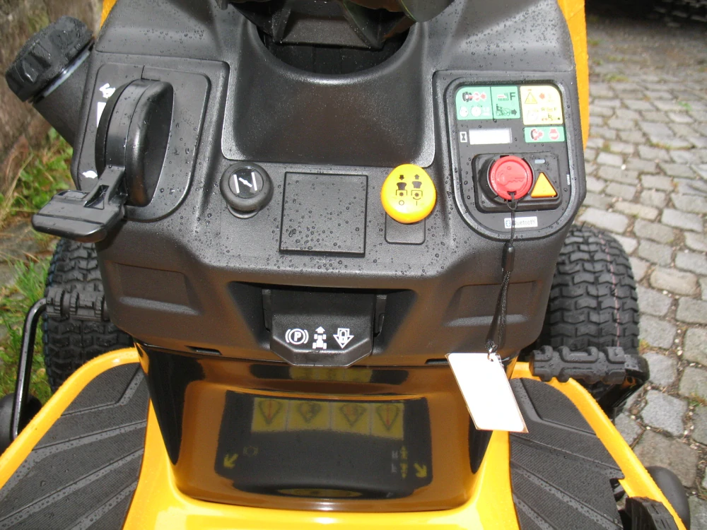 Cub Cadet XT1 OS 107