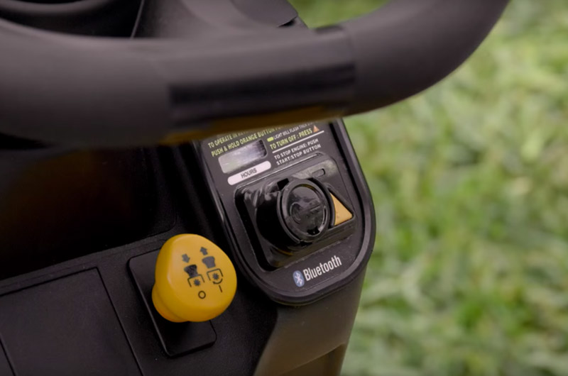 Cub Cadet XT2 QR106