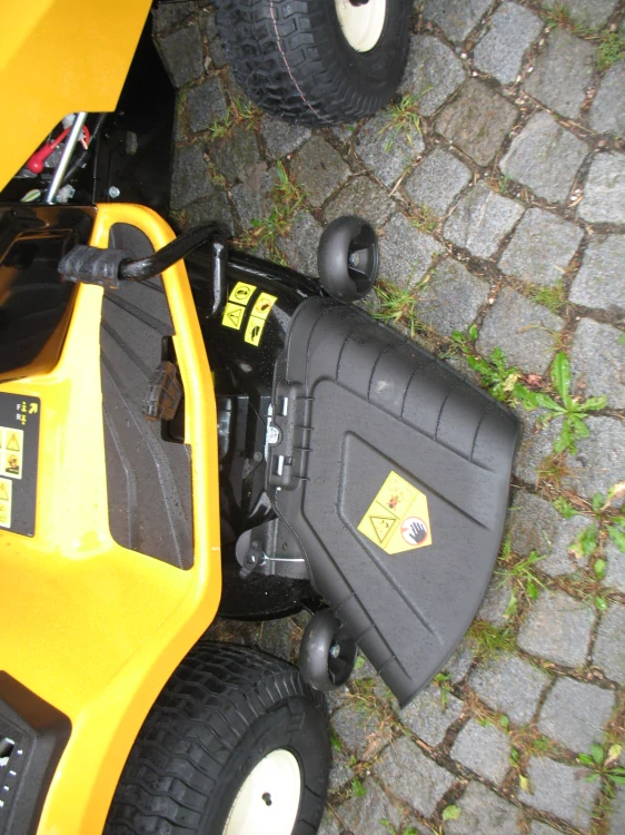 Cub Cadet XT1 OS 107